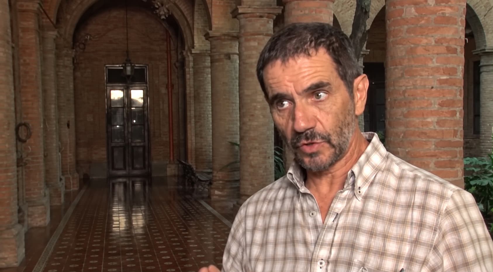 De trepar sus techos a salvar su bóveda: los 40 años de Andrés Nicolini junto a San Francisco