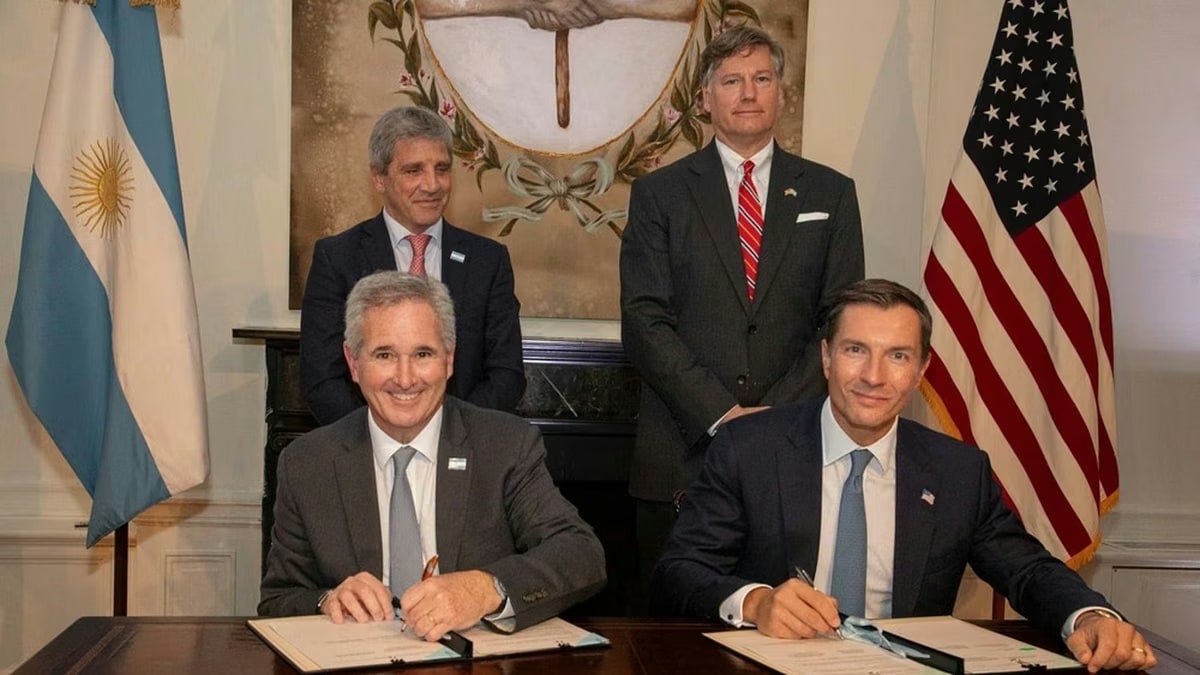 Miembros del Gobierno reciben a un funcionario de EE.UU.: tratarán  proyectos por U$S 7.000 millones