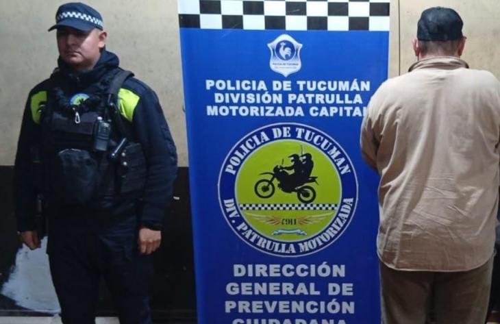 Intentó huir de un control policial, insultó a los agentes y fue aprehendido: llevaba un pistolón entre sus prendas