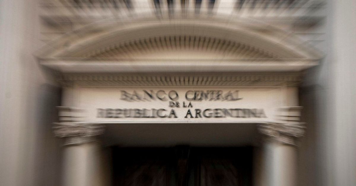El Banco Central difundirá hoy el REM con las nuevas proyecciones de inflación, dólar y actividad