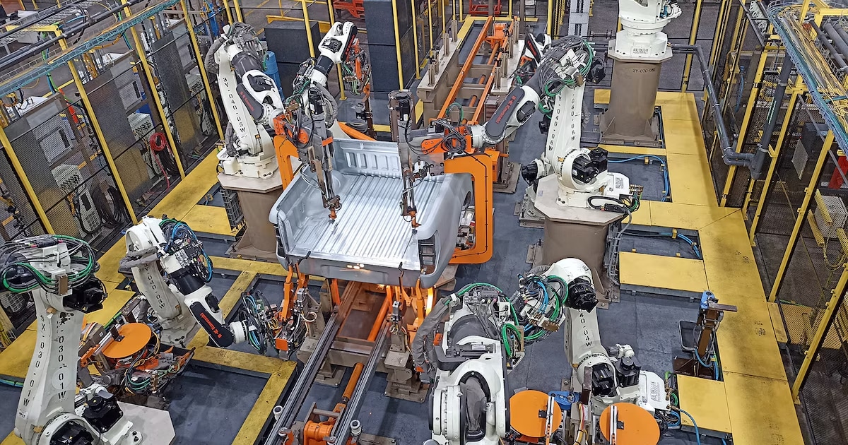 La producción automotriz subió 0,9% en septiembre, pero acumula una caída de 16,9% en el año