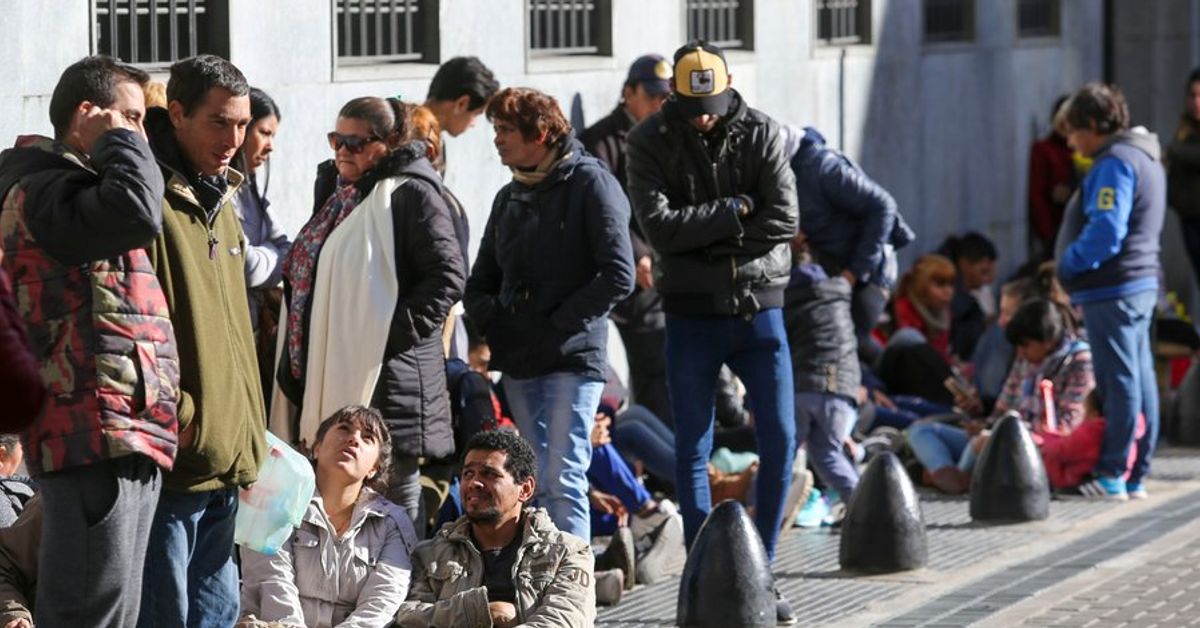 Un informe advierte que se perdieron 36.000 empleos formales y cerraron 6.905 empresas tras la reforma laboral