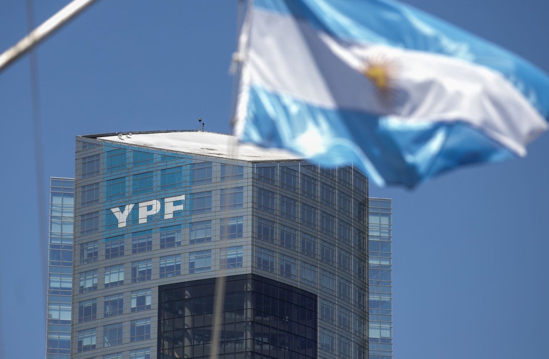 YPF producirá combustible sostenible para aviones en Santa Fe con una inversión de más de US$400 millones