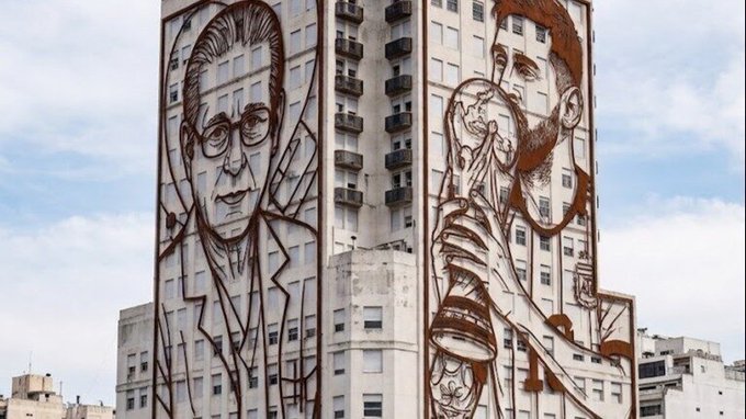 Proponen cambiar la imagen de Eva Perón por la de Lionel Messi, en el edificio de Desarrollo Social
