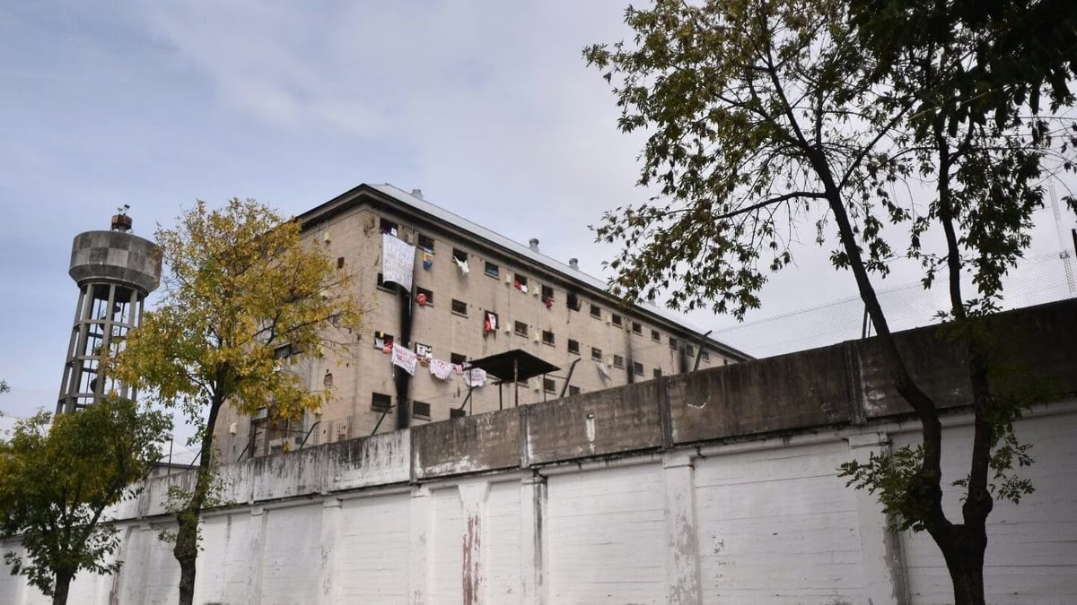 El Gobierno presenta el plan “Ley y Orden” para trasladar a los presos de Villa Devoto a Marcos Paz