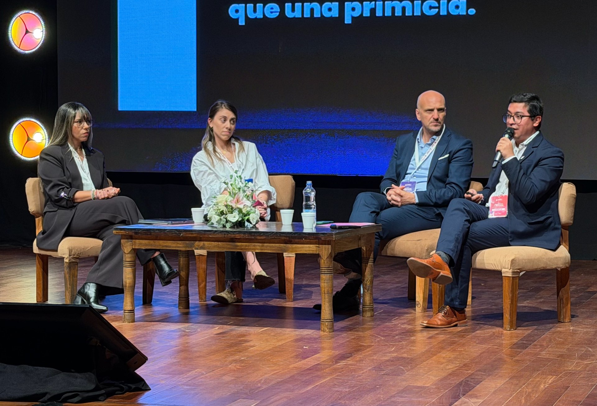 Gestión de crisis en la era de la hipervelocidad: "Muchas veces los funcionarios se mandan al silencio y ese es un gran error"