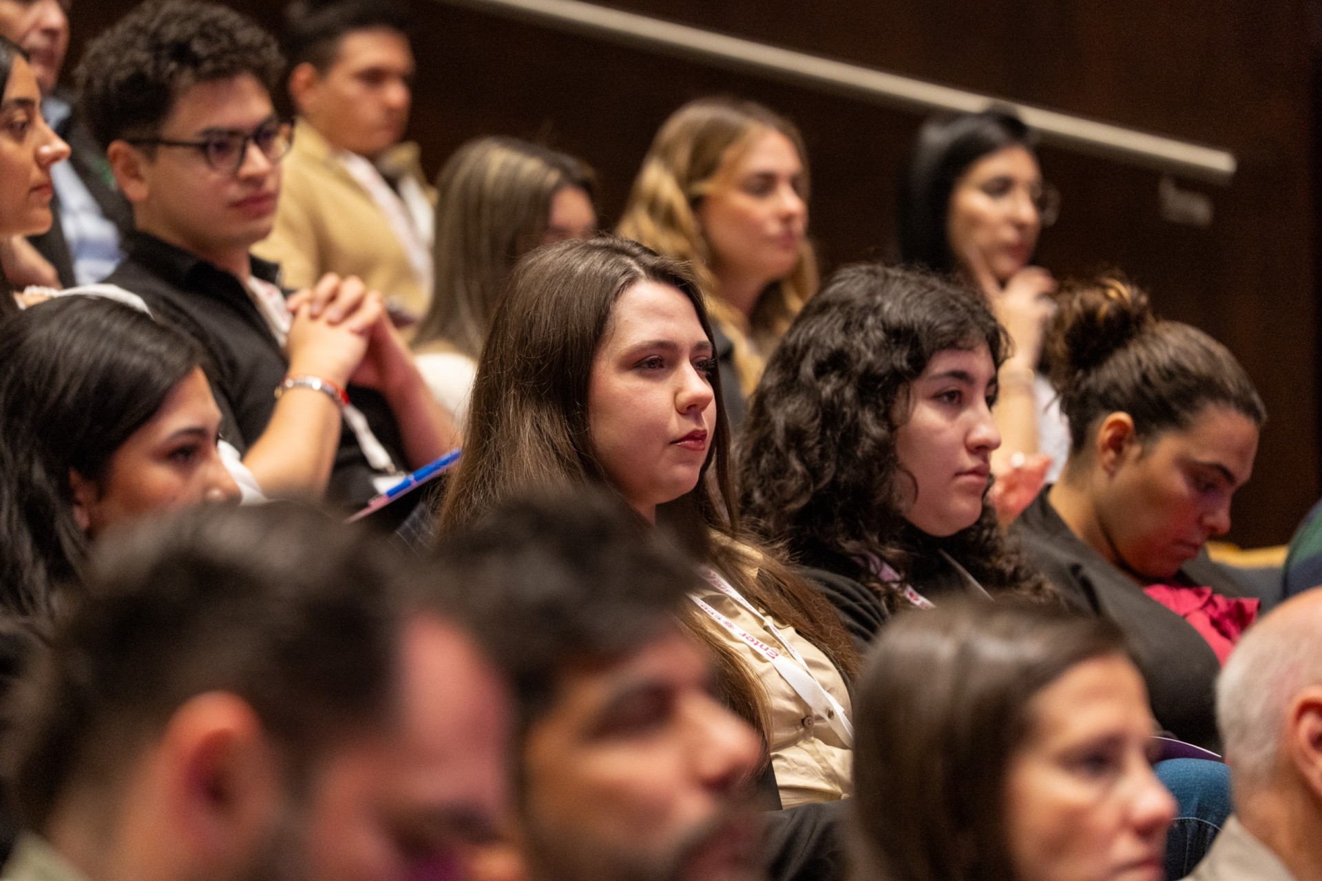 Uno de cada tres argentinos permitiría que un político sea reemplazado por una inteligencia artificial