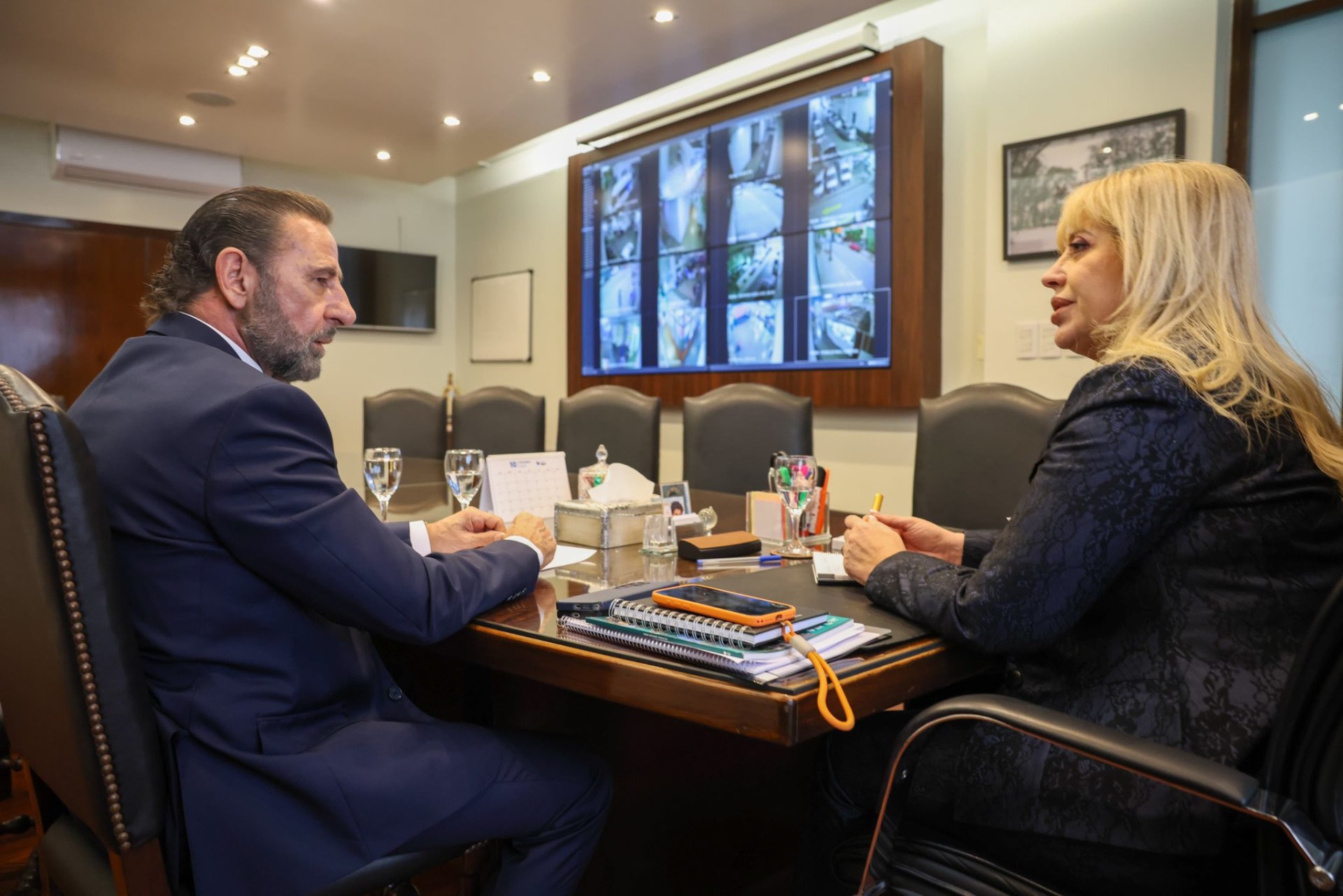 Chahla se reunió con Juri para avanzar en la eliminación de 59 tasas municipales 