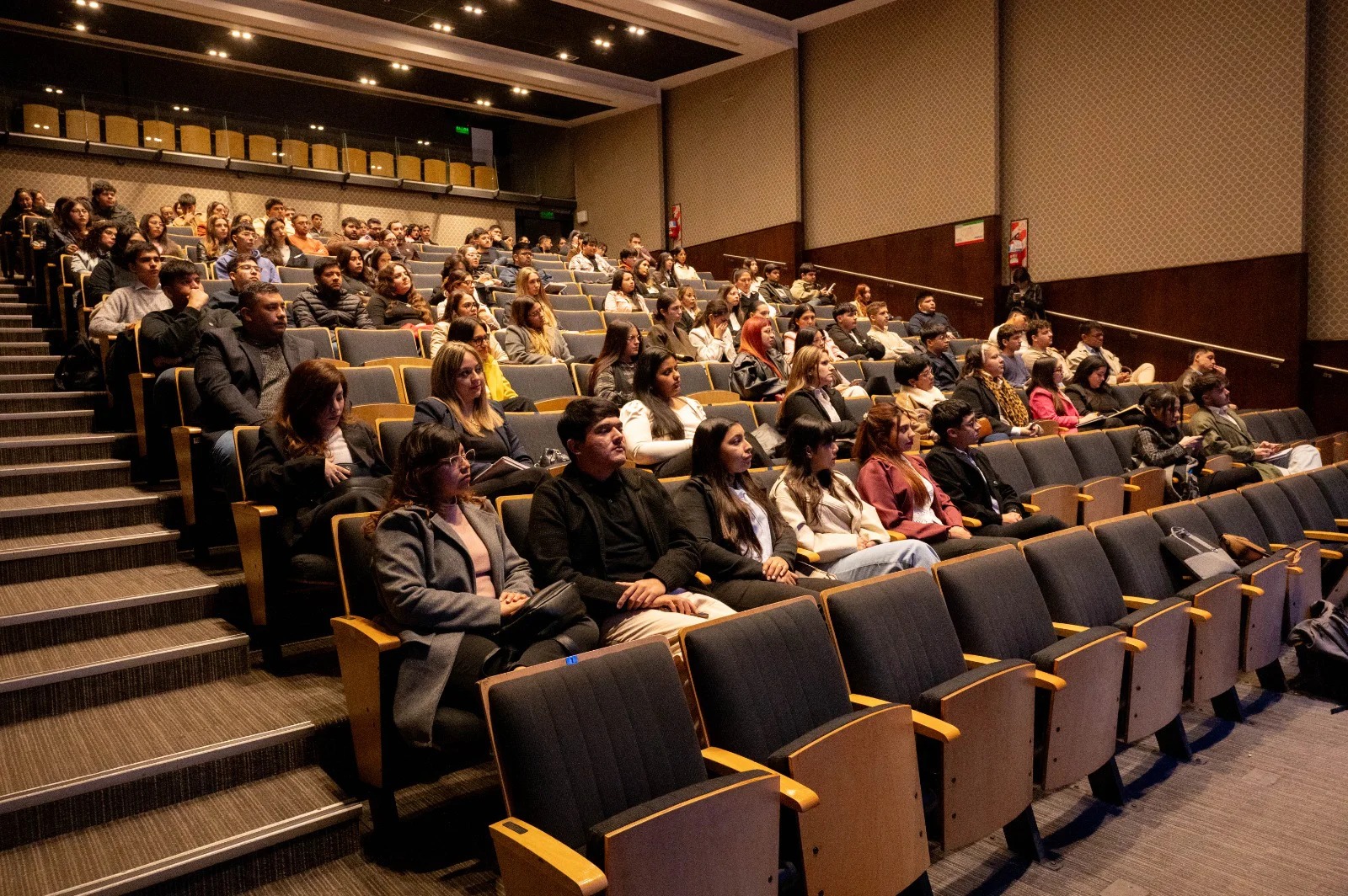 Con 150 jóvenes seleccionados, comenzó un nuevo curso de Comunicación Política impulsado por la Capital