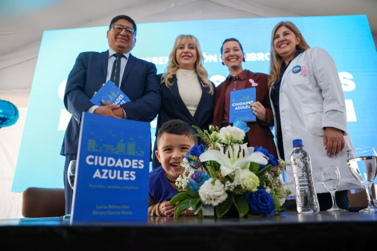 Rossana Chahla encabezó la presentación del libro Ciudades Azules (2).jpeg