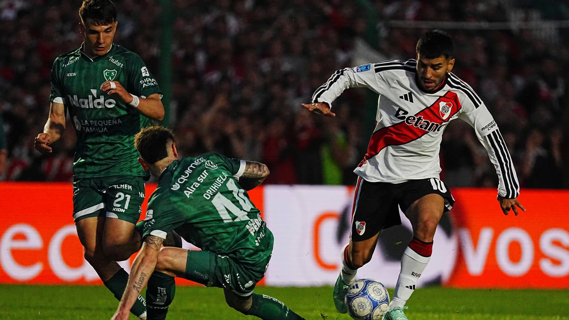 River no pasó del empate en Junín y el ingreso a la Libertadores se le pone cuesta arriba