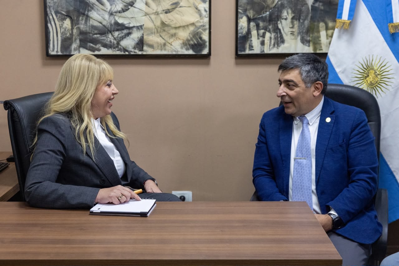 Chahla y Mohamed avanzan en proyectos de cooperación entre el Municipio y la UNT