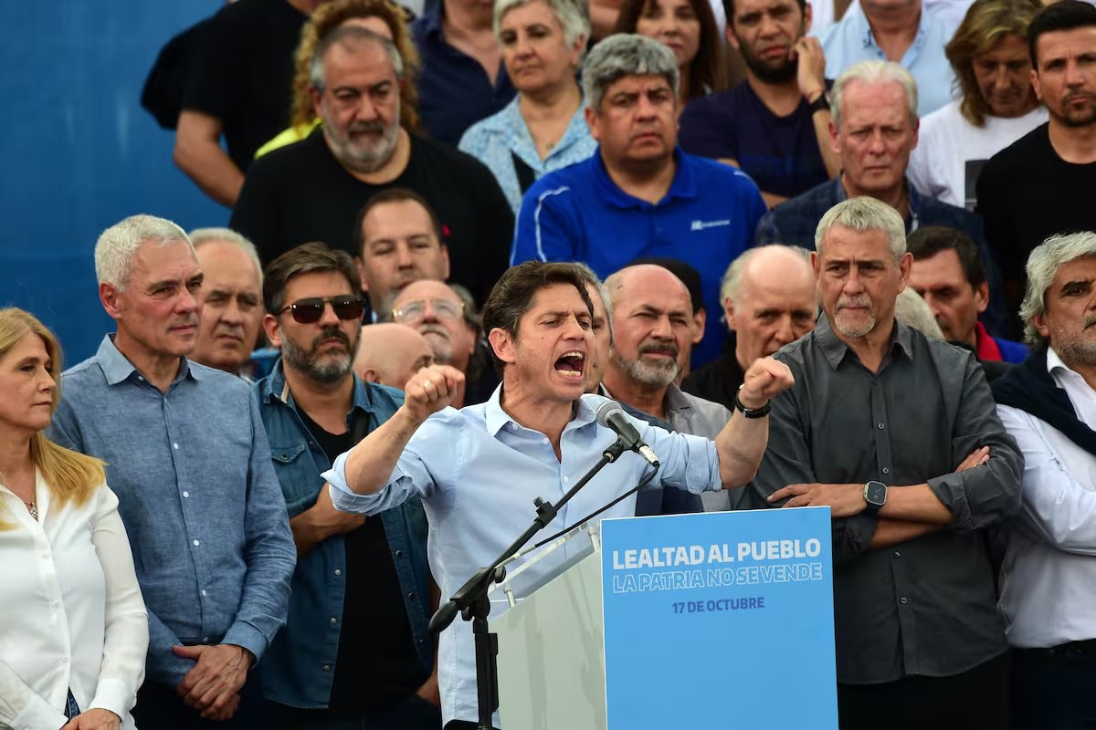 axel-kicillof-durante-el-acto-en-QRG3LANRWNEIZN3WTPKMBHT6T4.avif