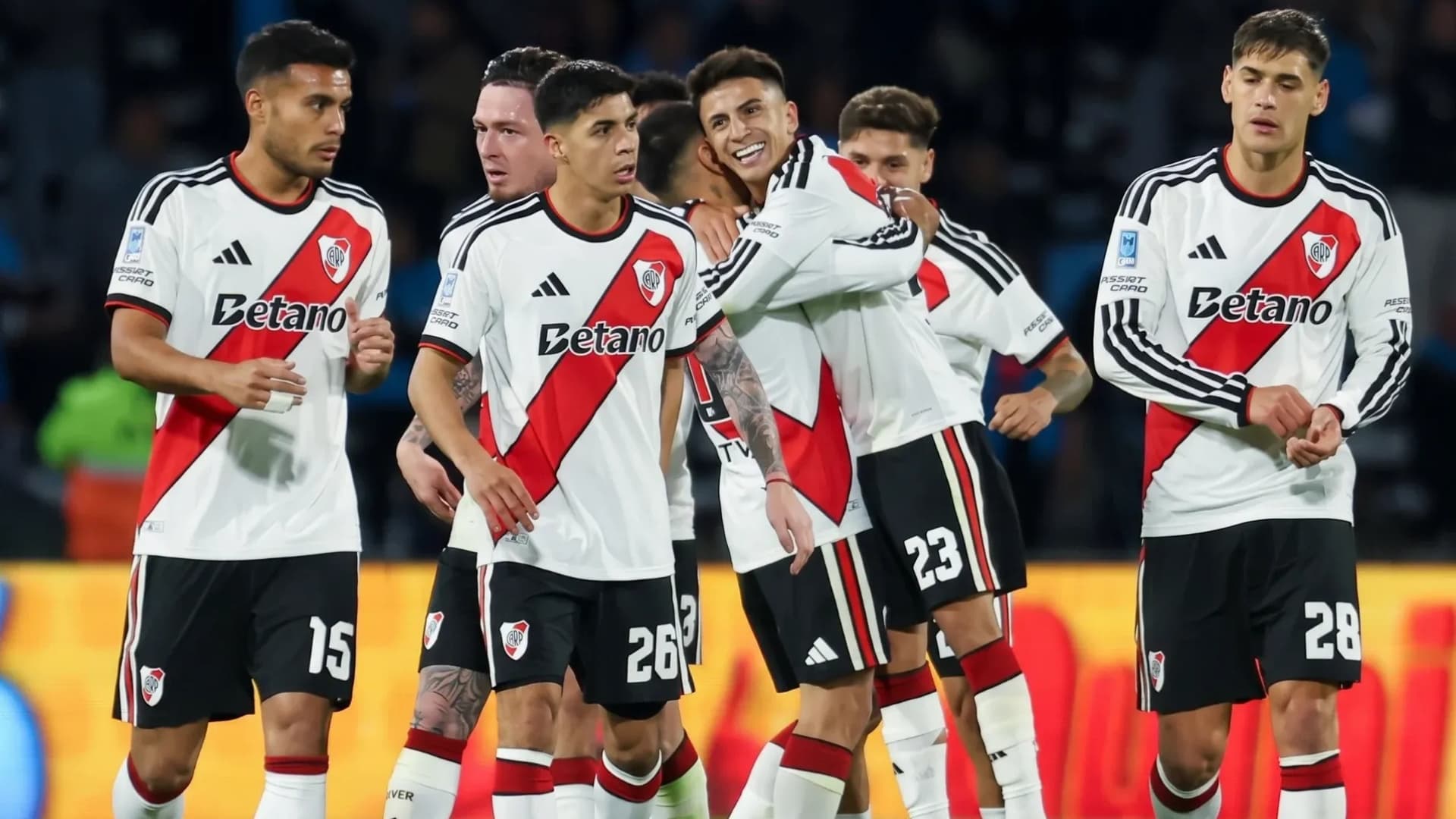 River le ganó 3-0 a Belgrano en Córdoba y recuperó terreno en la Zona B
