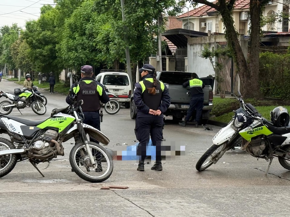 Murió un motociclista de 23 años tras chocar con una camioneta en San Juan y Godoy Cruz