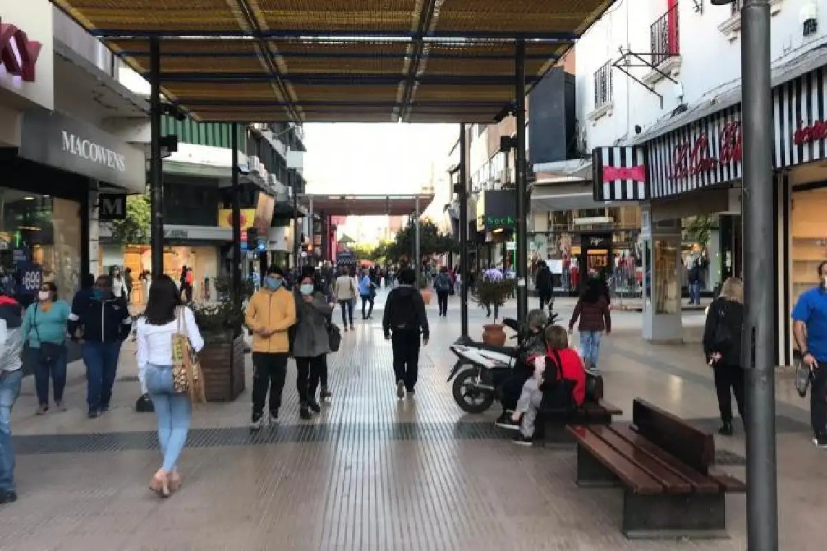 Dos de cada tres argentinos se quedan sin dinero antes de fin de mes