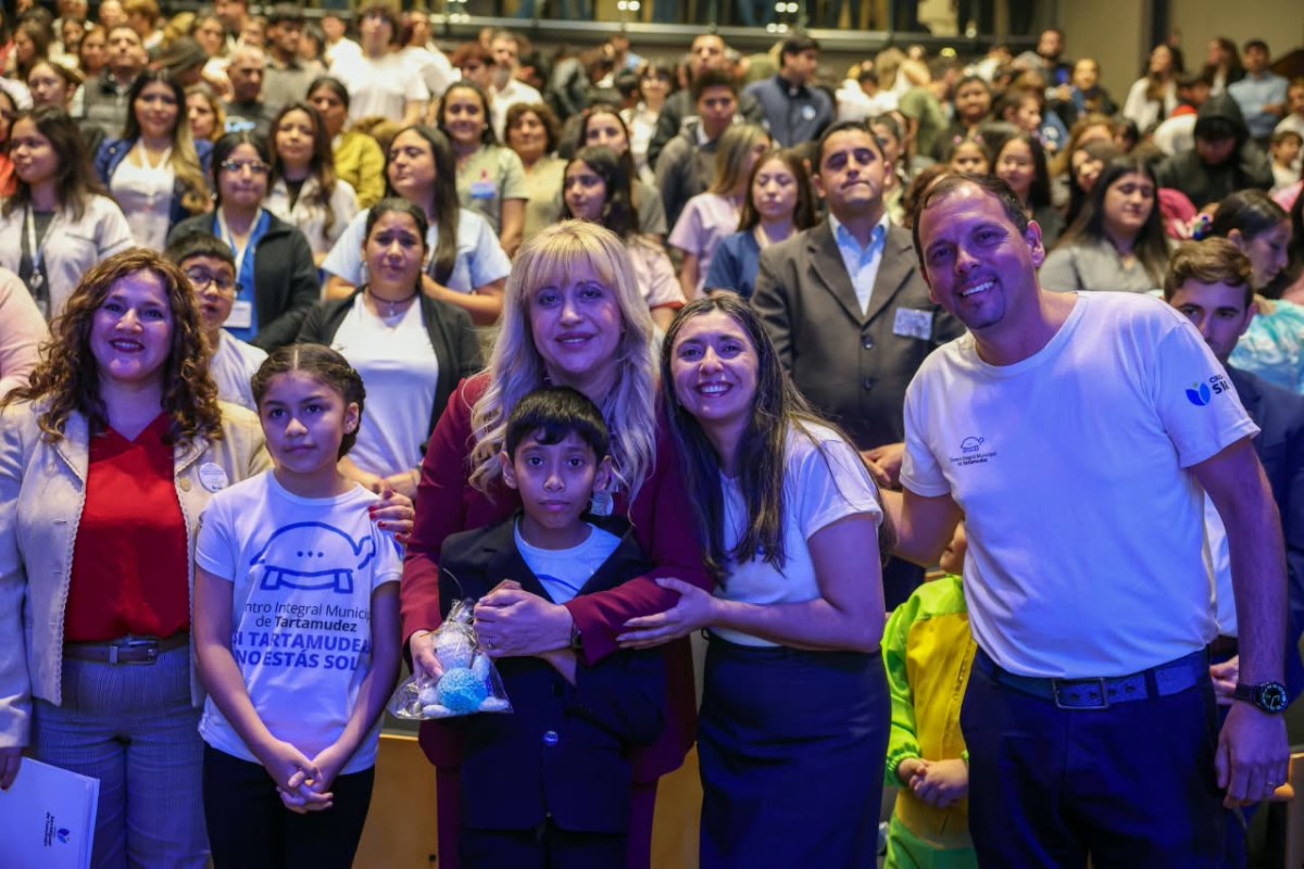 Chahla encabezó la jornada de concientización por el Día Mundial de toma de Conciencia sobre la Tartamudez (2).jpeg