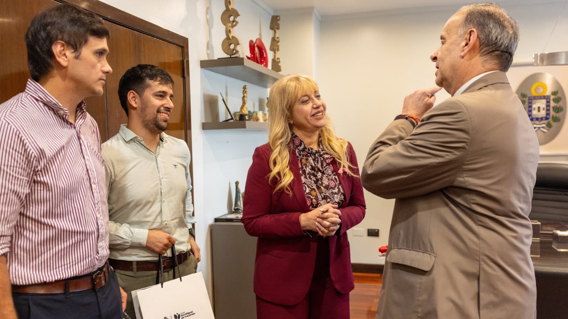 Chahla y la cúpula de San Martín abren una agenda de trabajo conjunto entre el Municipio y el club