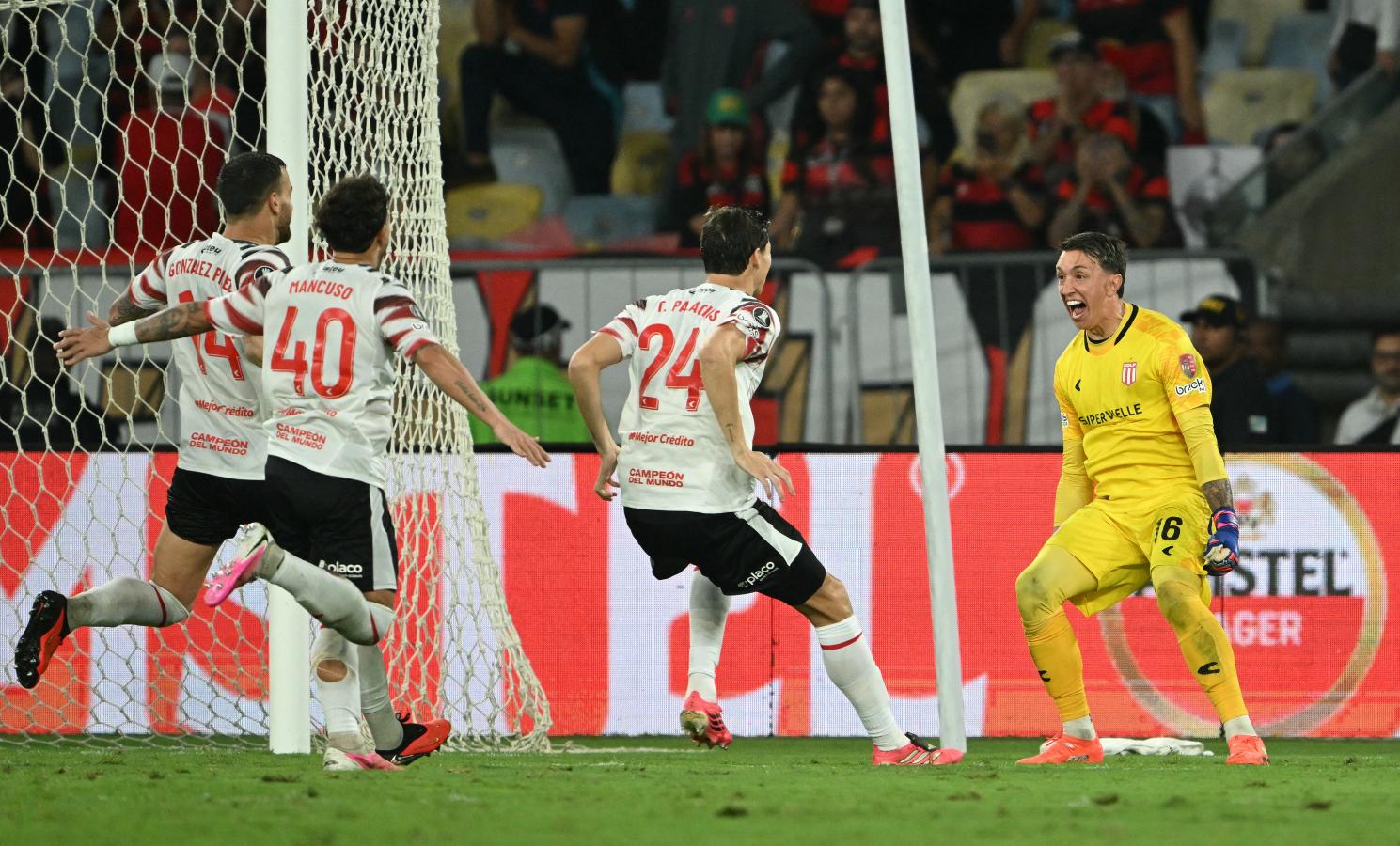 Muslera puso la muralla y Estudiantes pasó a la final de la Copa Libertadores