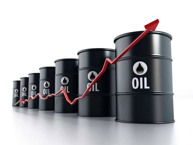 El barril de petróleo pasó los  U$S 114 y alcanza su máximo valor en seis meses