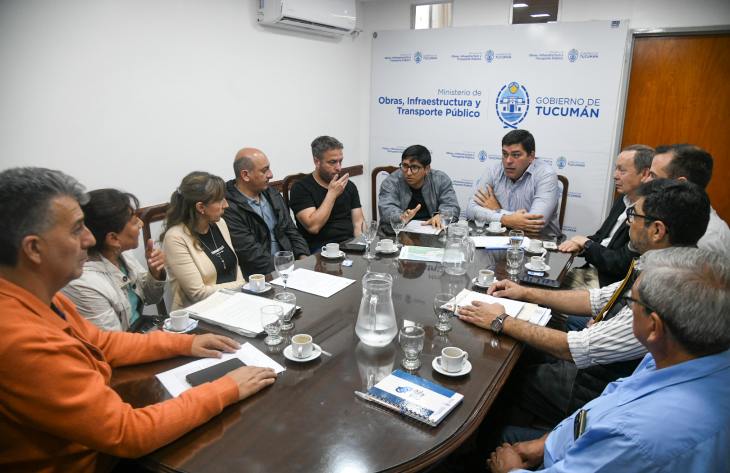 Luego del reclamo vecinal, el Gobierno avanzará con obras hídricas para contener inundaciones en Los Vallistos