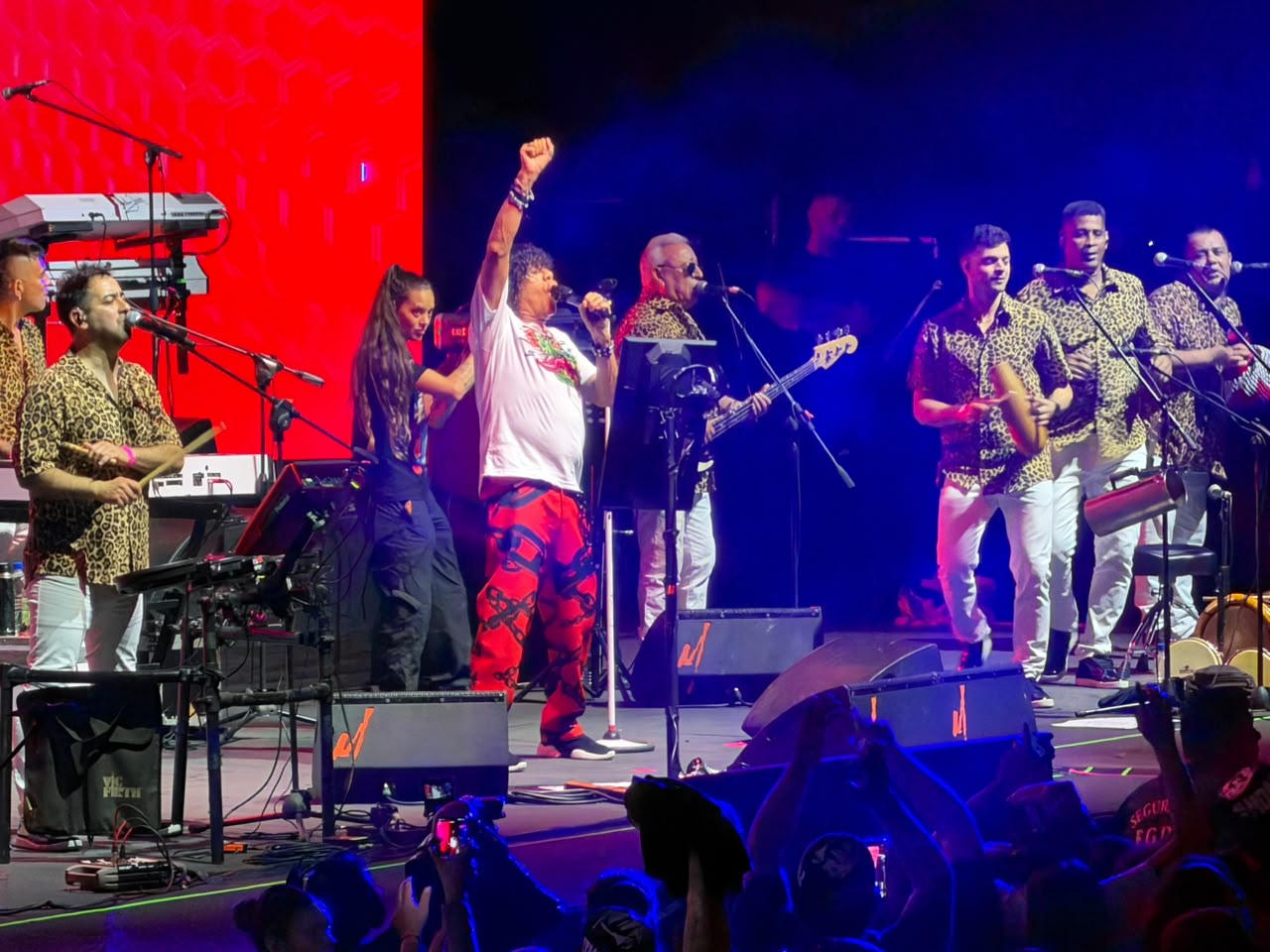 La Mona lo hizo de nuevo: hizo explotar el Palacio de los Deportes al ritmo de su cuarteto cordobés