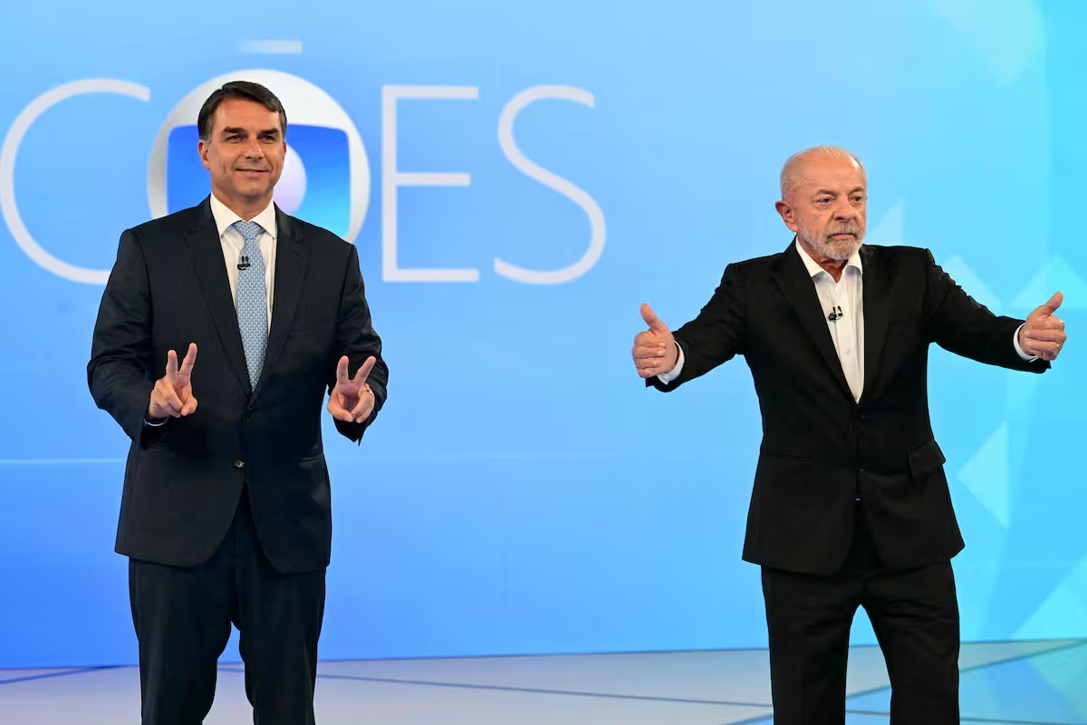 flavio-bolsonaro-y-luiz-inacio-lula-da-silva-WL5WP6O6GJAFLAGP3QRZ3BLGGQ.avif