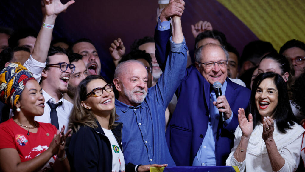Récord de asistencia: más de tres millones de personas se sumaron a votar en la segunda vuelta en Brasil