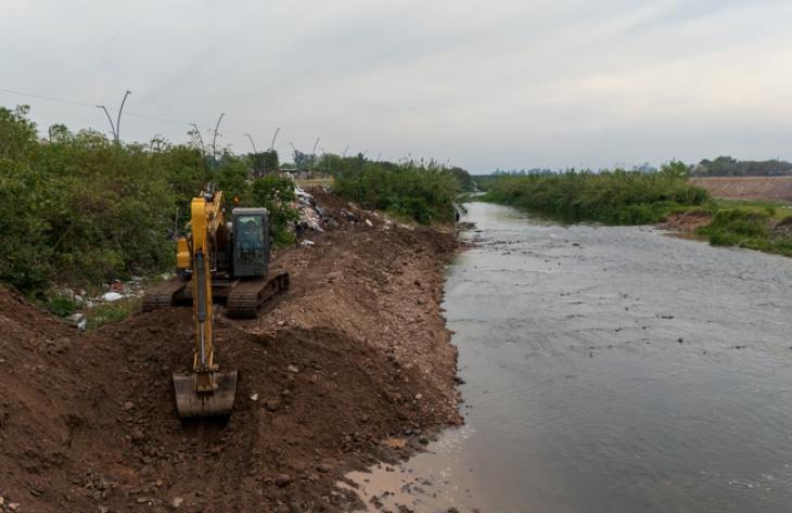 Los ríos y canales se mantienen en niveles normales luego de las lluvias del fin de semana