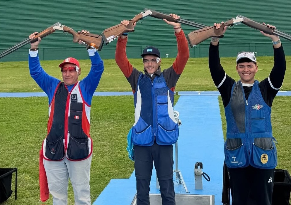 Joaquín Cisneros tuvo un Sudamericano soñado en Buenos Aires: se consagró campeón por duplicado