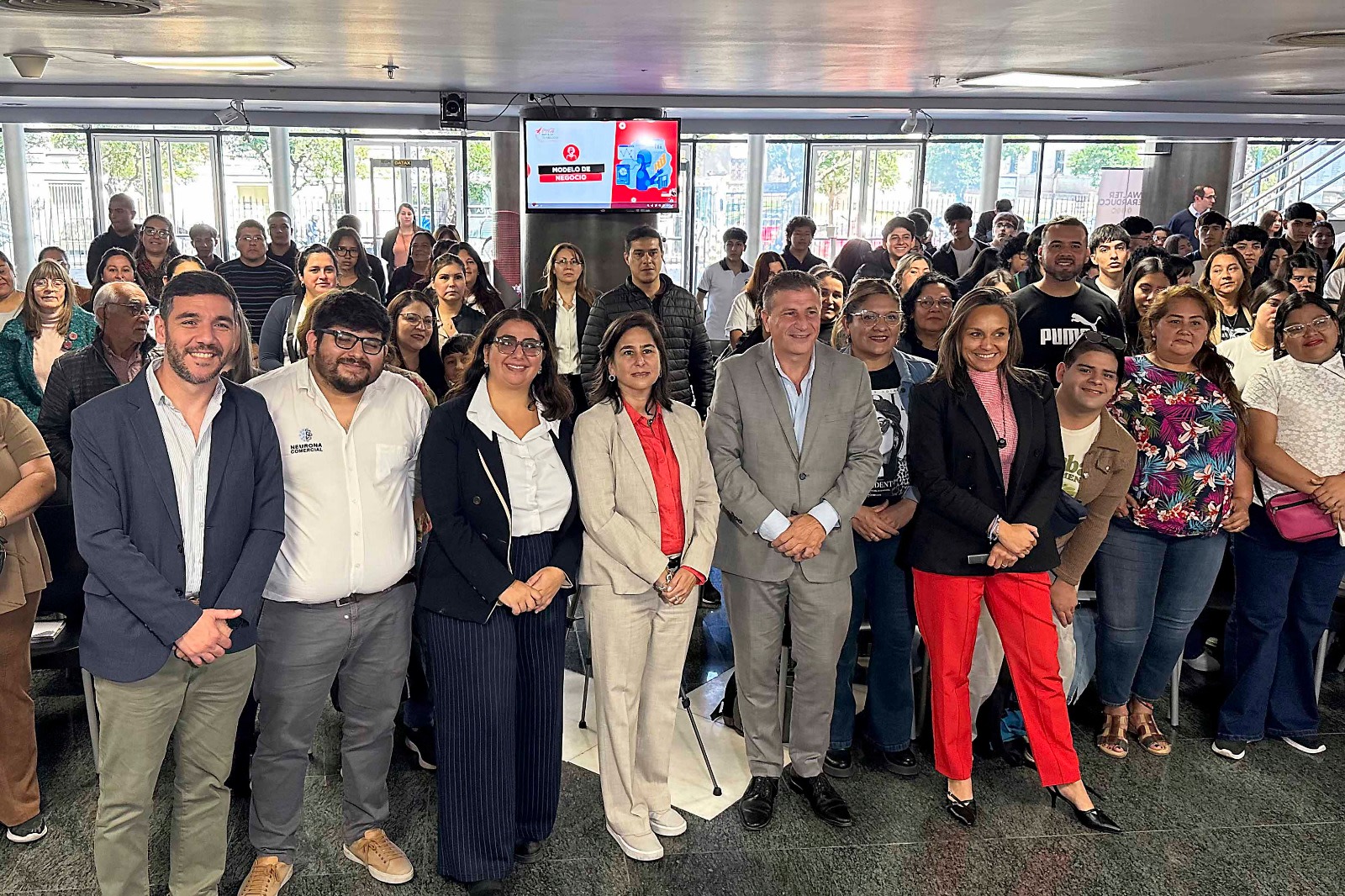 Coca-Cola y la Legislatura: una alianza para potenciar a los emprendedores tucumanos