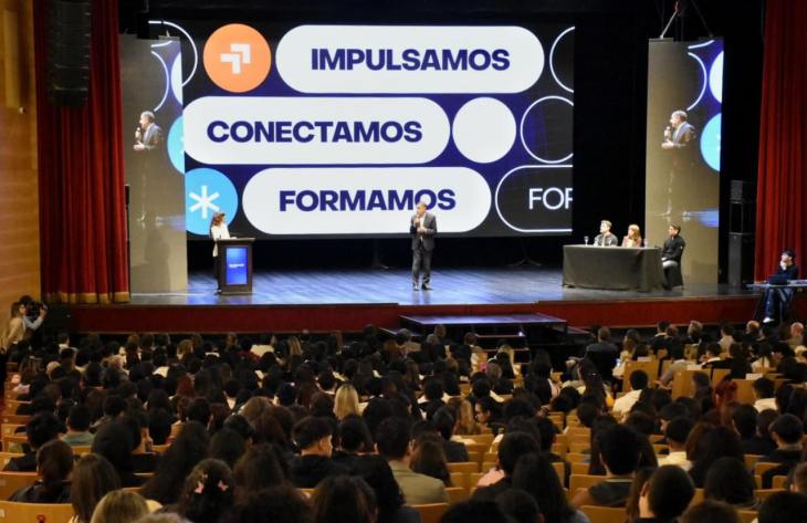 De las aulas al mundo productivo: la iniciativa que busca despertar la vocación empresarial en los jóvenes tucumanos