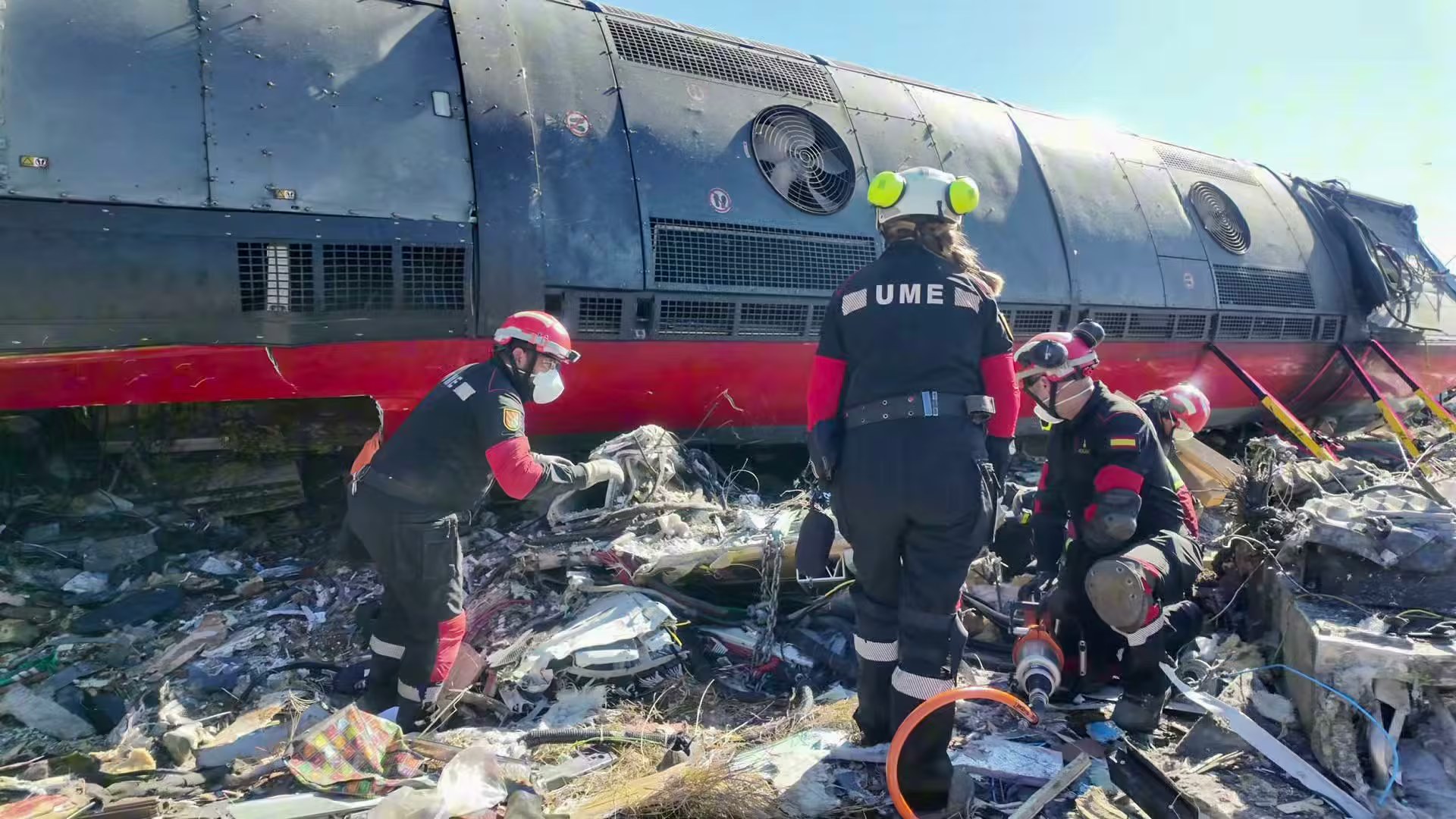 Siniestro ferroviario: difundieron las fallas de comunicación que provocaron el choque en España