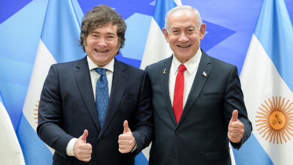 Javier Milei felicitó a Netanyahu por el resultado electoral y ratificó la alianza entre Argentina e Israel