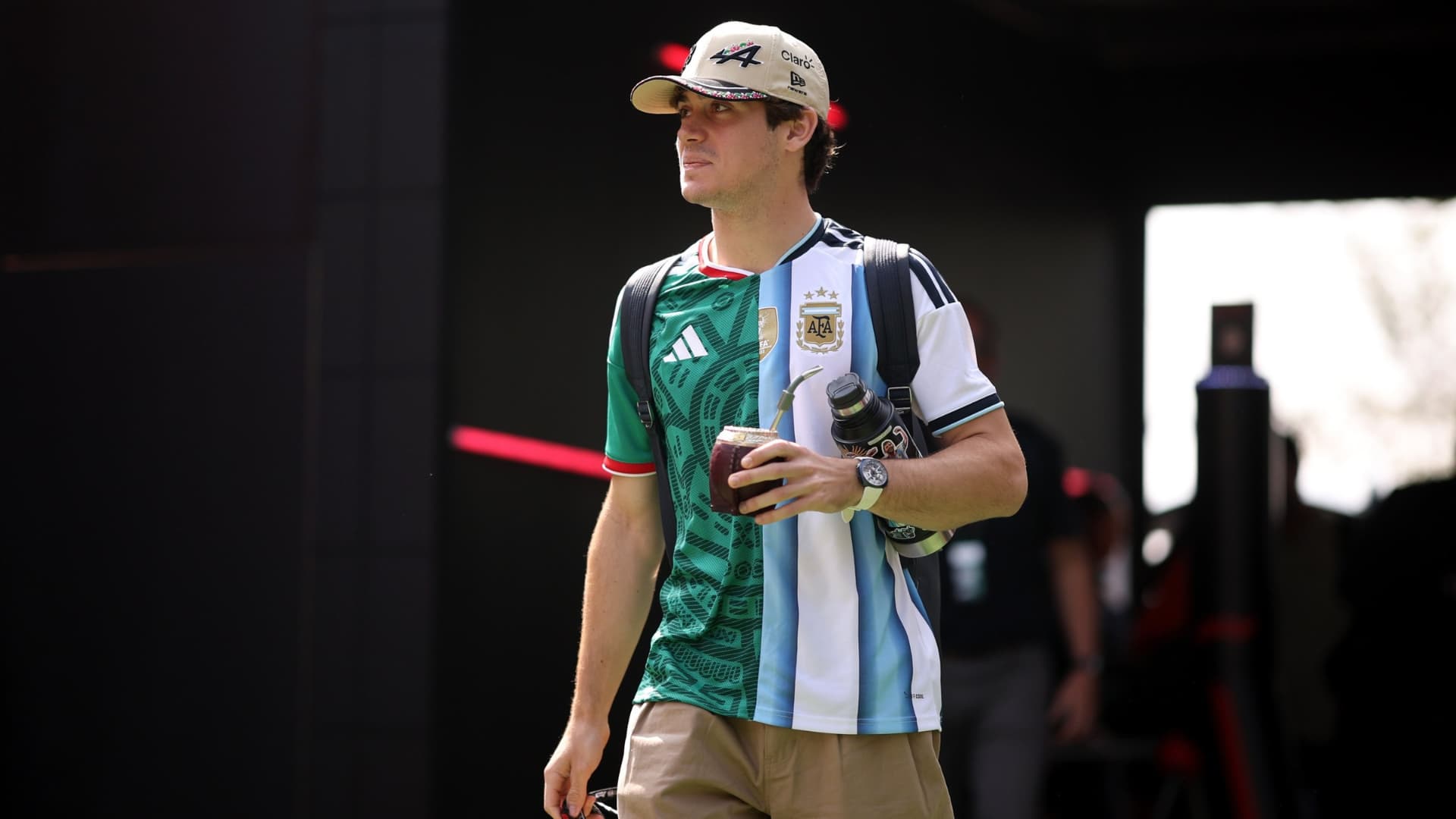 Colapinto llega a México con la mochila de Austin y arranca el viernes sin FP1