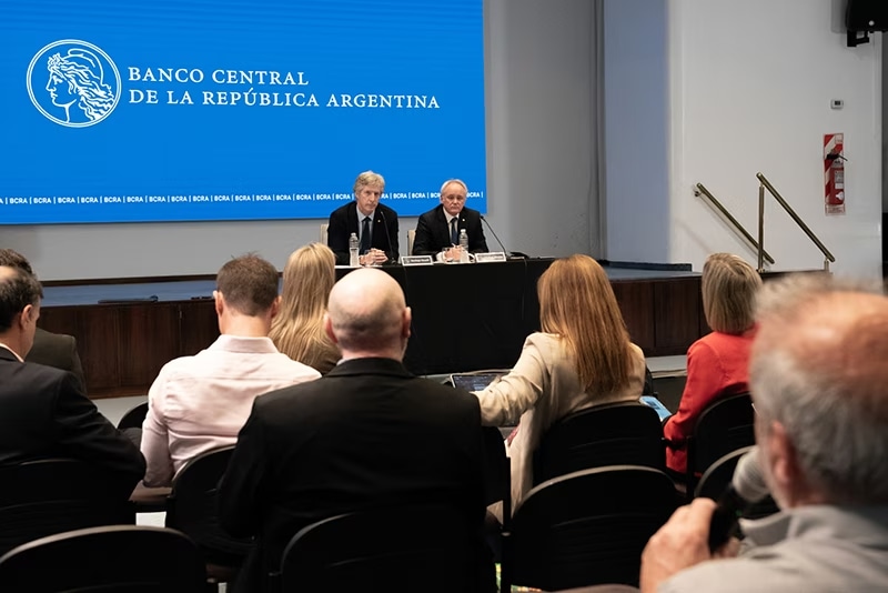 Santiago Bausili confirmó que el swap con China sigue activo y explicó las diferencias con el acuerdo de EE.UU.
