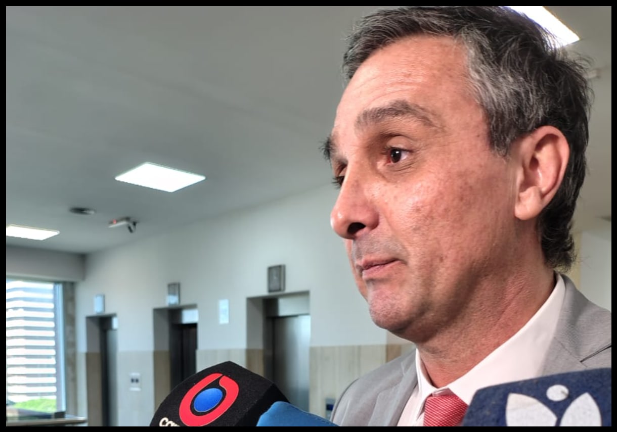 El abogado que abandonó el juicio volvió y explicó cómo fueron las amenazas que recibió