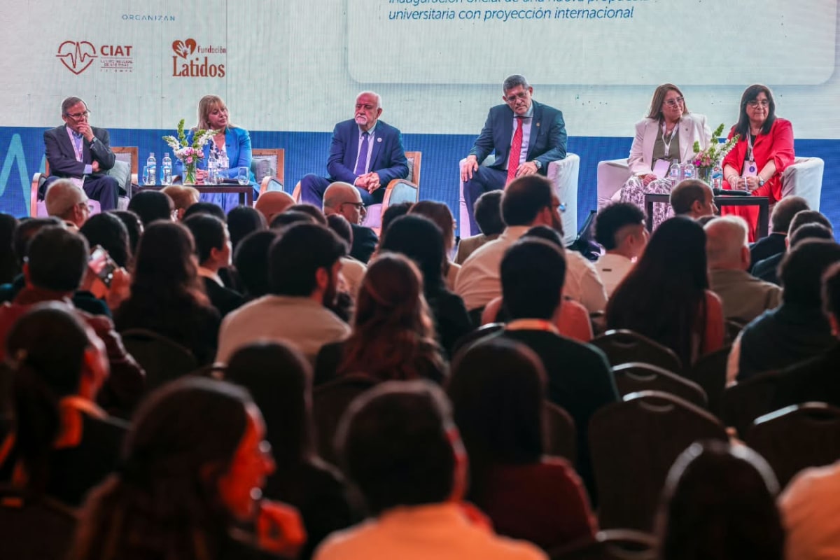 Rossana Chahla en el Summit Internacional de Cardiología Global 2026 (4).jpeg