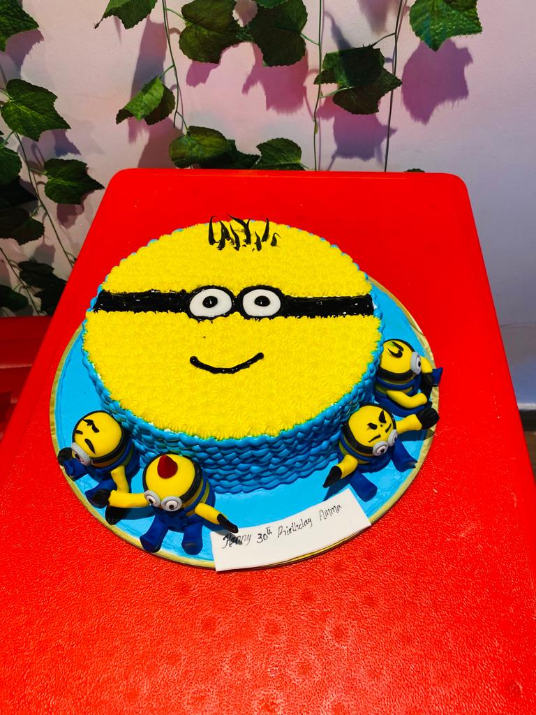 Minion Theme Cake