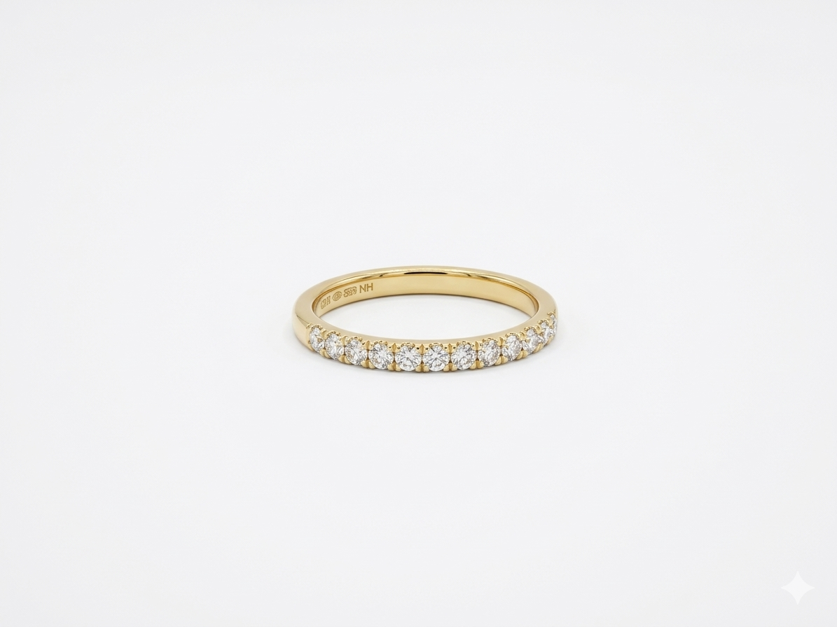Diamond Single Line Ladies Ring
