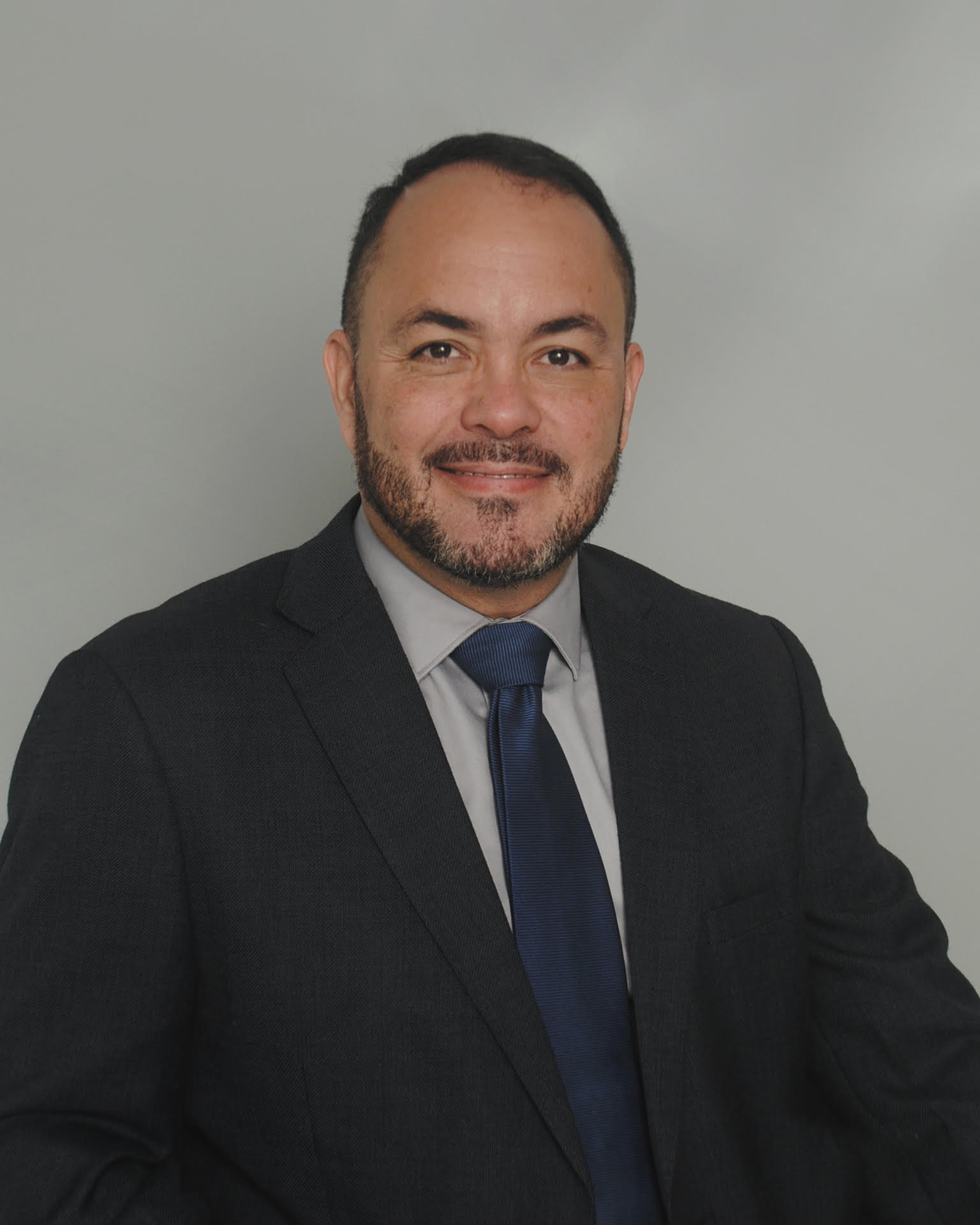 Dr. Luis Guillermo Loria-Salazar
