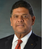 Dr. Oscar Bazan Velasco
