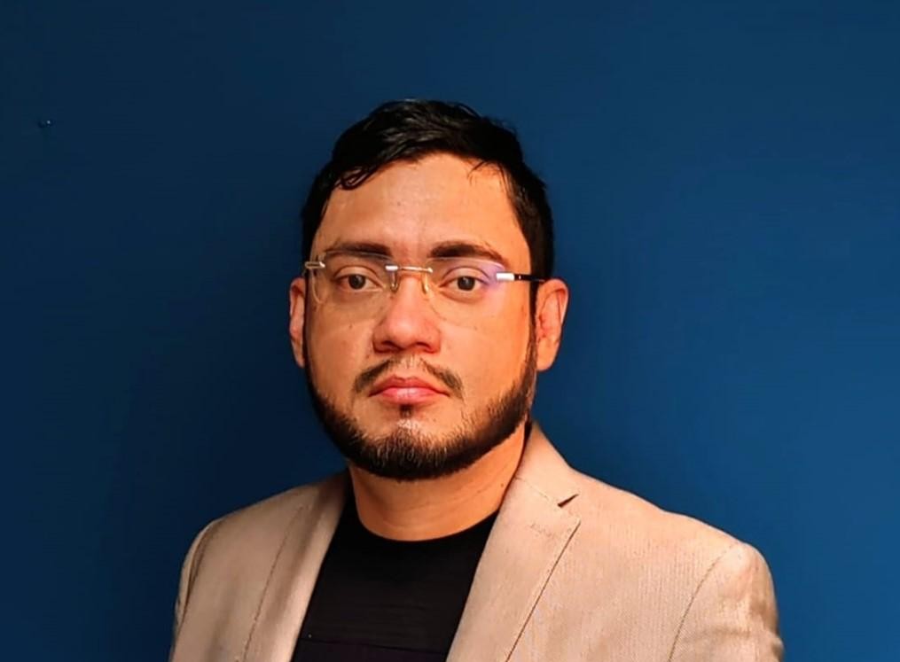 Dr. Jorge Quijada