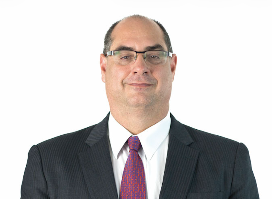 Dr. Víctor Sánchez Urrutia