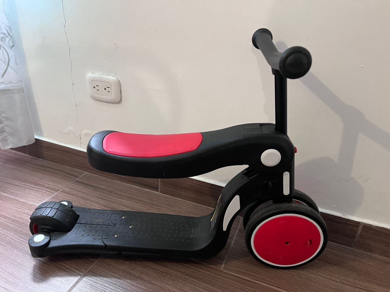 Patinete Scooter Infantil 3 en 1 Rojo y Negro