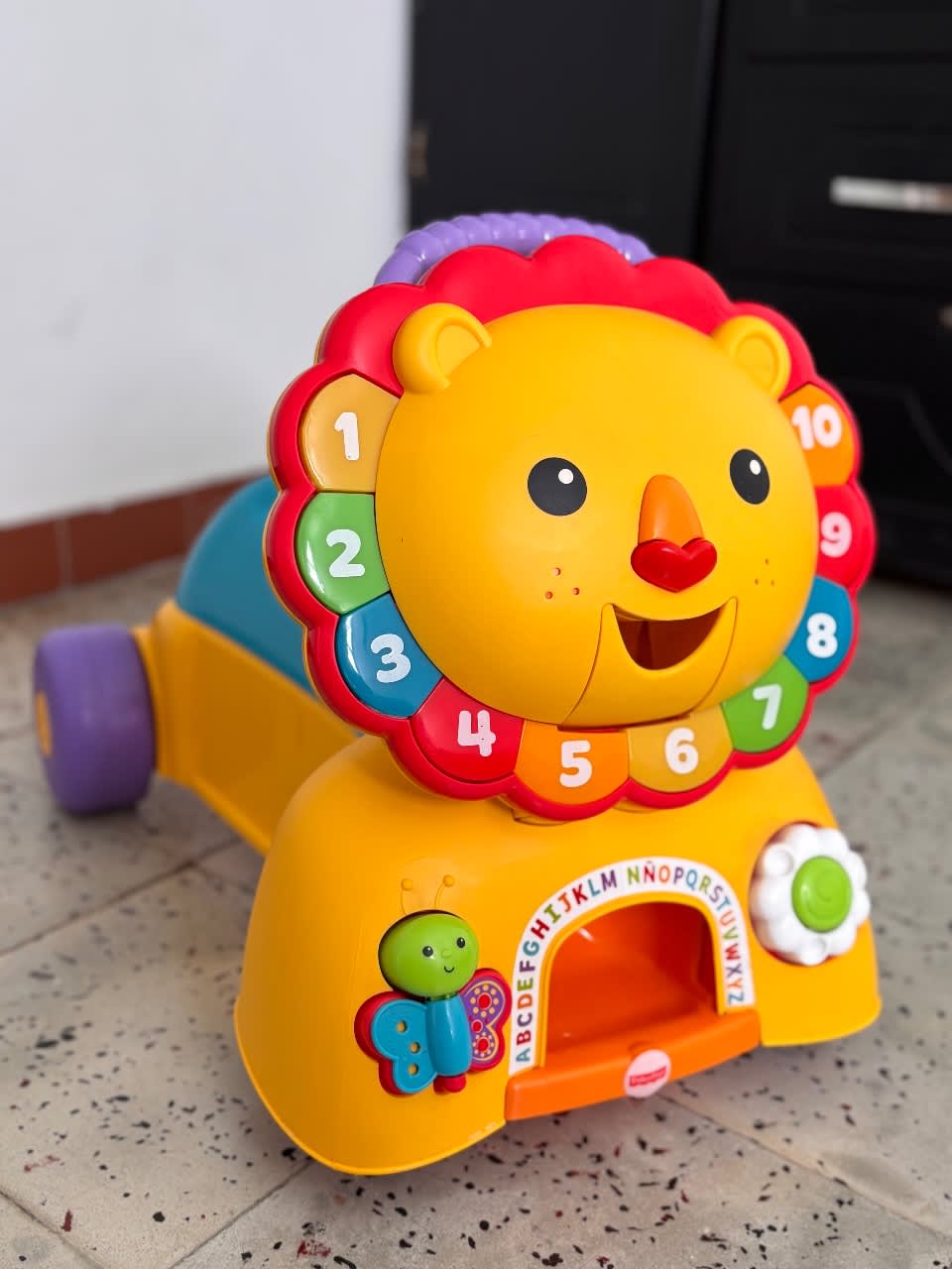 Caminador Fisher Price 🦁✨