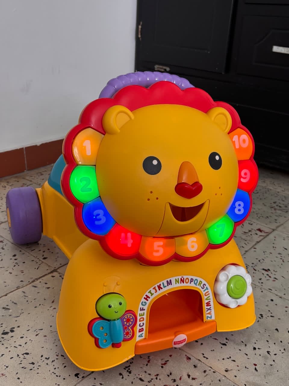 Caminador Fisher Price 🦁✨ 3