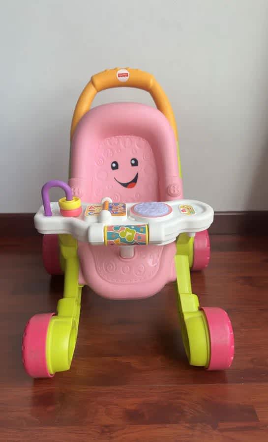 Caminadora Fisher Price tipo coche