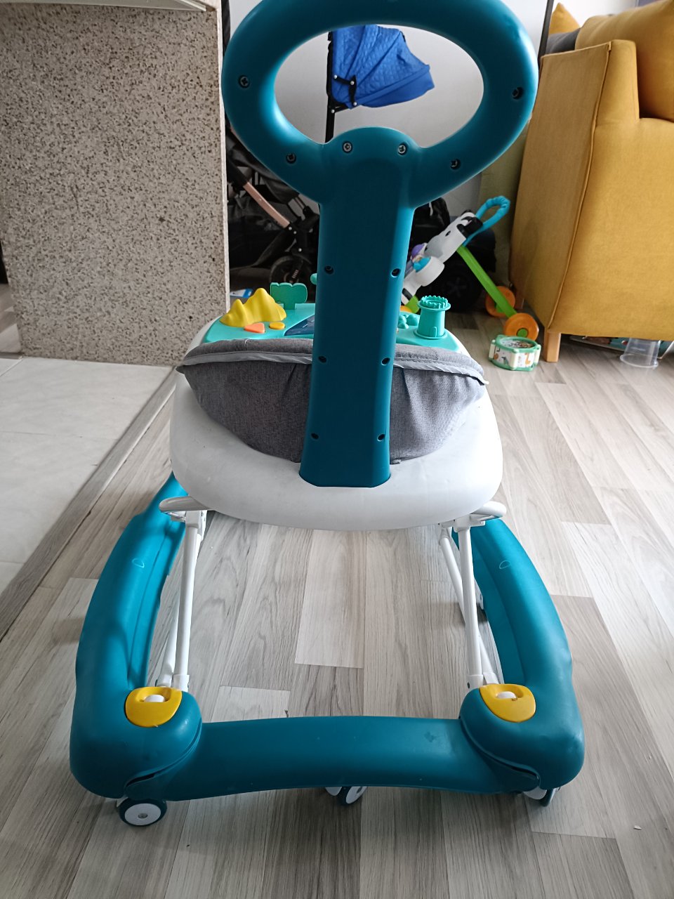 Caminador Mobilu turquesa y blanco 6-12 meses 6