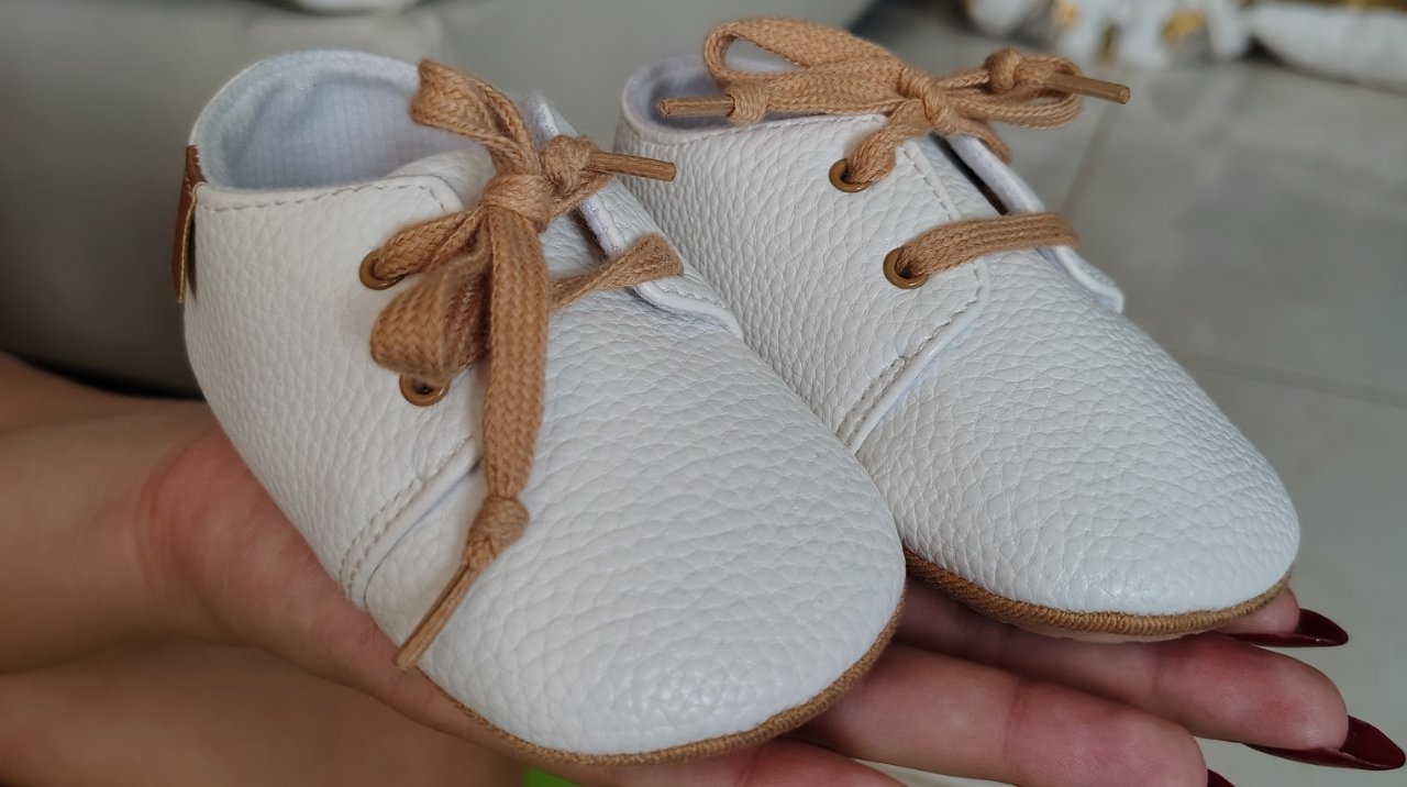 Zapatos de bebé blanco y beige - 6 pares 6